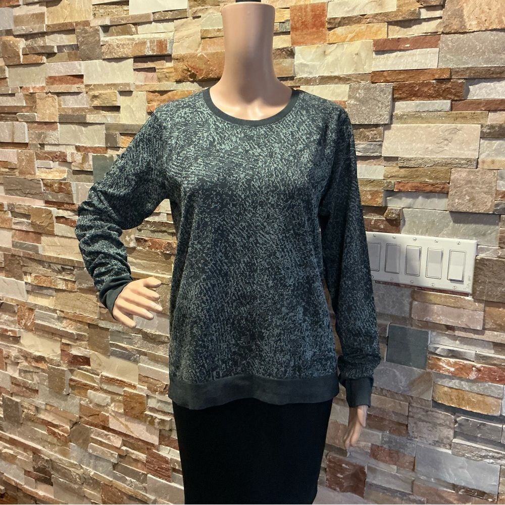 Lululemon Athletica Sweater